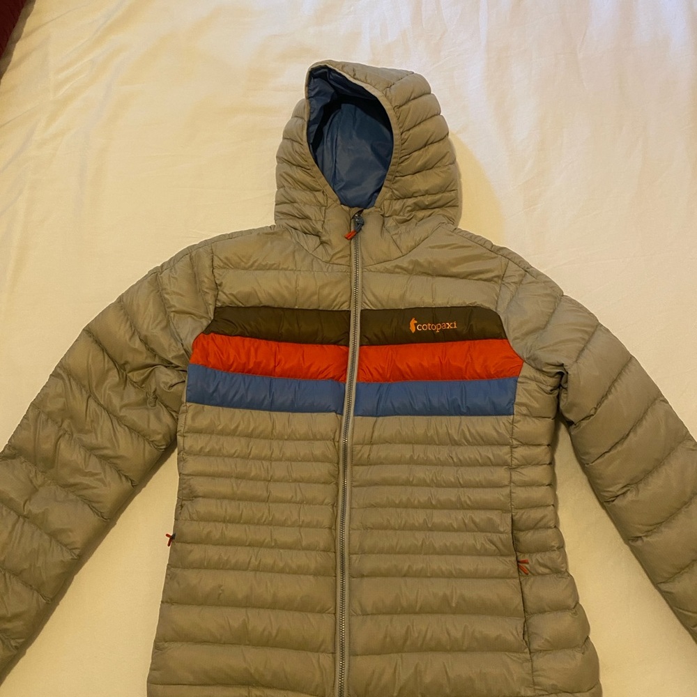 Cotopaxi Women's Puffer Jacket - Gray with Blue and Orange